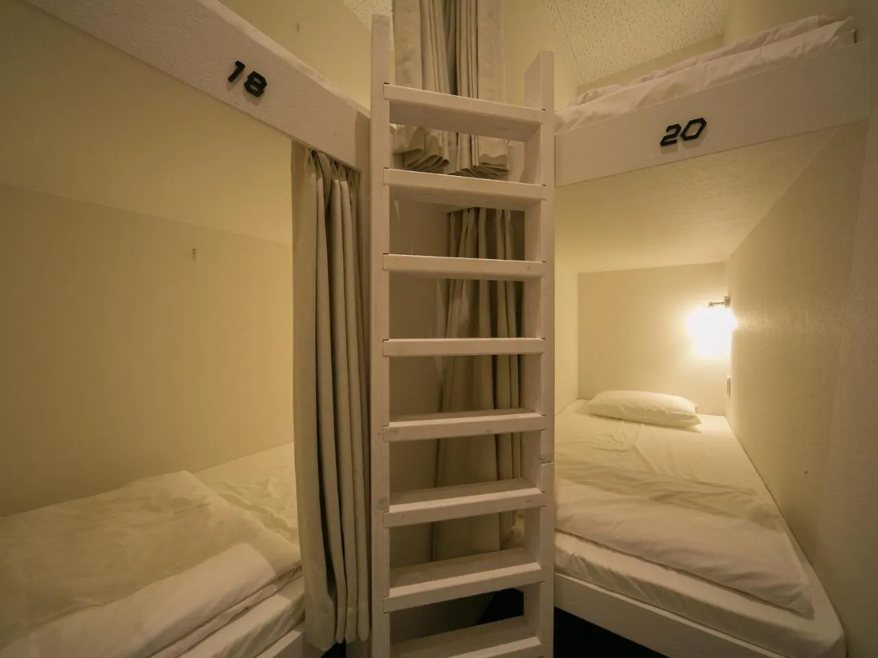 The Micro Museum Hostel Ueno Uguisudani
